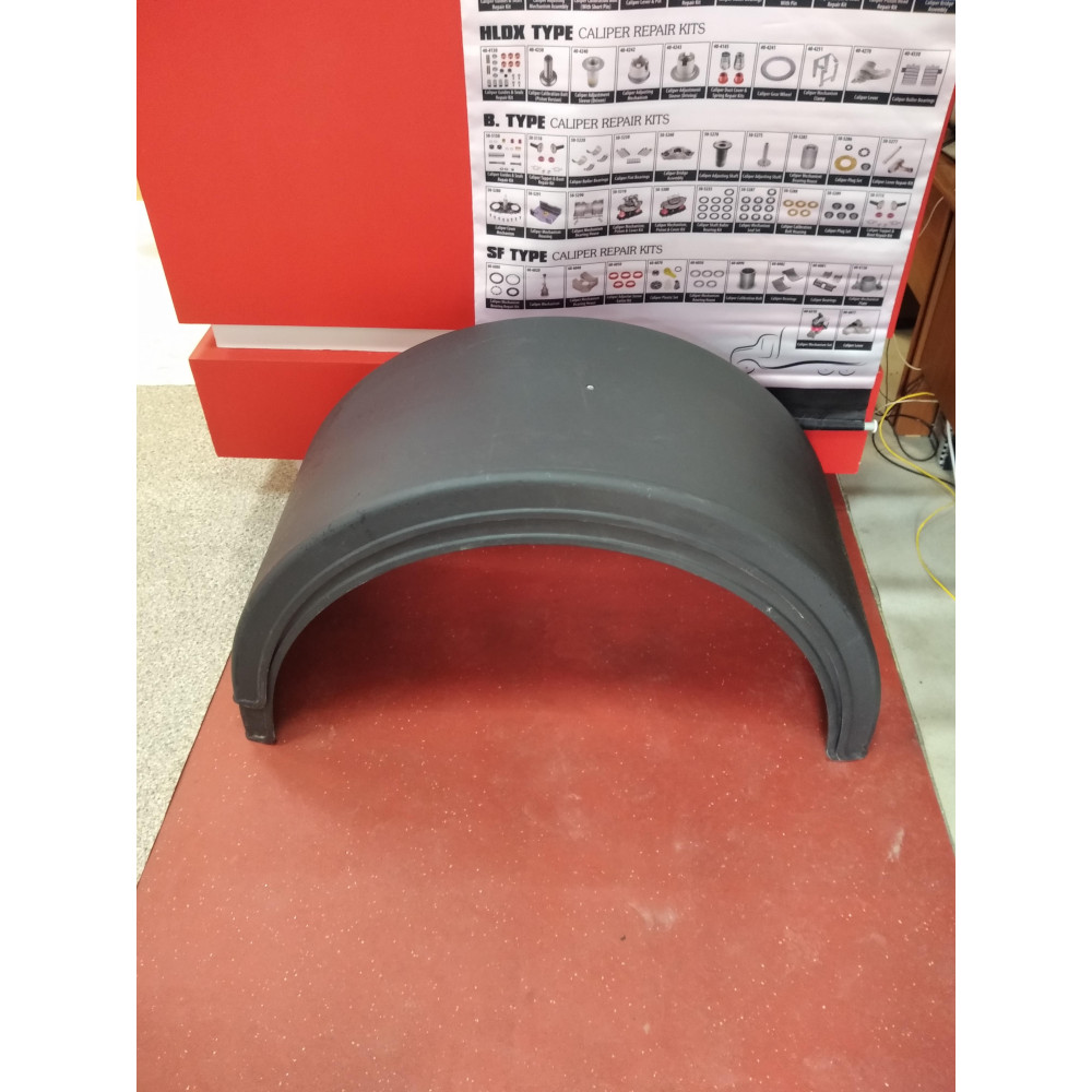 Крыло универсальное пластиковое для тягача, 650*2100