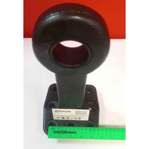 Петля дышла прицепа с площадкой D50MM на 8 болтов