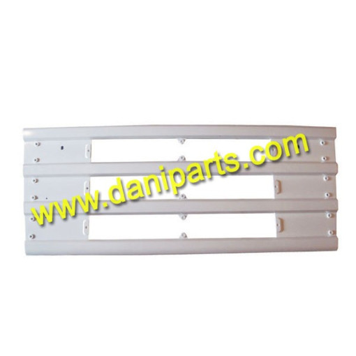 Решітка верхняя SCANIA R [4 серія],