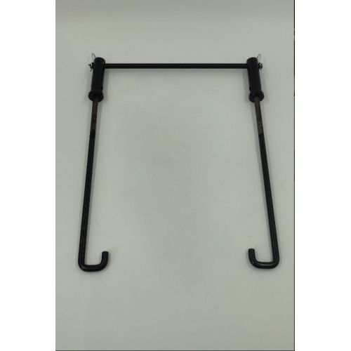 Кріплення запасного колеса до кошику Кріплення запасного колеса до кошику