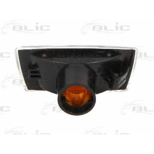 Покажчик повороту передн Прав (прозорий) CHEVROLET CRUZE; OPEL ADAM, ASTRA, CORSA, INSIGNIA, MERIVA,