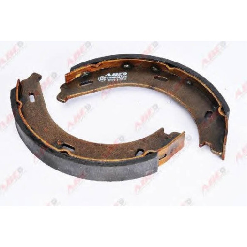 Колодки парковочного гальма MERCEDES V (638/2), VITO (638 2.0-2.8 02.96-07.03