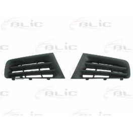 Решетка радиатора лев/прав (кпл 2 шт, чорн) RENAULT MEGANE 01.06-12.09