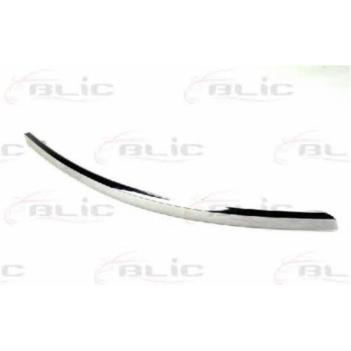 Накладка/молдинг бампера Передн Прав (хром) AUDI A6 05.04-10.08 Елементи бампера