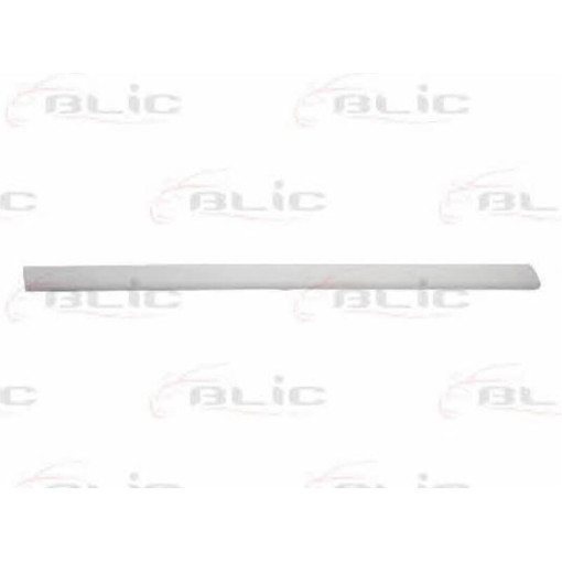 Молдинг дверей задніх правих (під фарбування VW PASSAT 4/5D 08.96-11.00 Накладки / молдинги