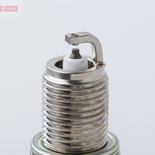 Свеча зажигания (цена за 1шт.) BUICK LESABRE, PARK AVENUE, RENDEZVOUZ, SKYLARK; CADILLAC ALLANTE, DEVILLE, ELDORADO, SEVILLE II; CHEVROLET ALERO, BLAZ