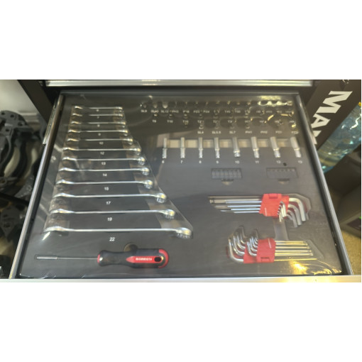 Візок інструментальний з інструментом, кількість інструментів: 251 шт, кількість всіх висувних ящиків: 6, тип вставки: піна, колір: сірий/чорний, серія: CONSUMER, 900/765/460 ммВізок інструментальний з інструментом, кількість інструментів: 251 шт, кі