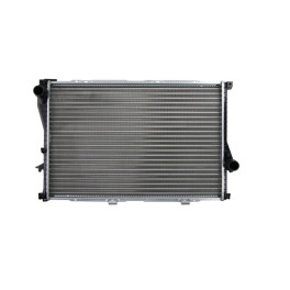 Радіатор охолодження BMW 5/7 (E39/E38) Радіатор охолодження BMW 5/7 (E39/E38)