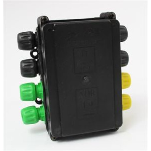 Распределительная коробка электропроводки для соединения с прицепами и полуприцепами 24V