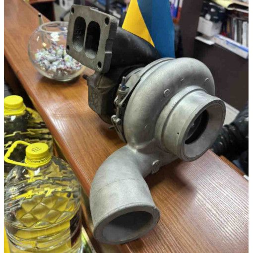 Турбокомпрессор Renault MAGNUM реставрація